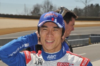 [インディカー]佐藤琢磨が日本人ドライバー初優勝！